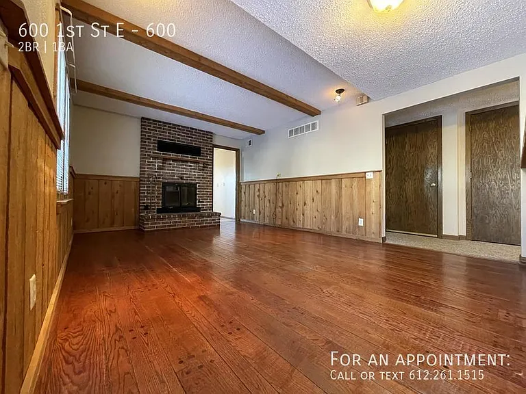 600 1st St E #600 — Photo 15