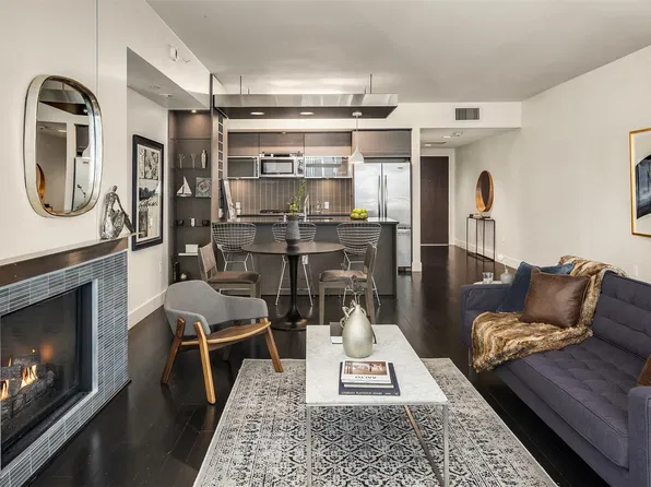 820 Blanchard Street #1209, Seattle, WA 98121