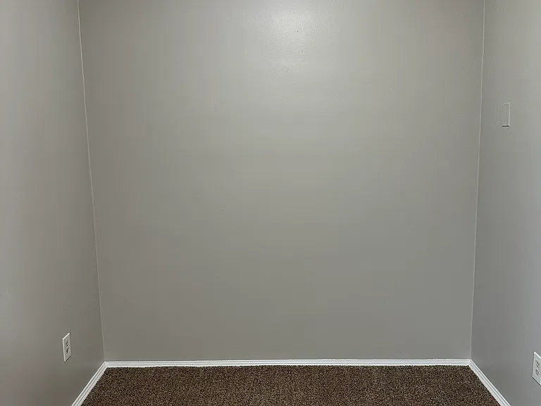9495 Reading Rd — Photo 15