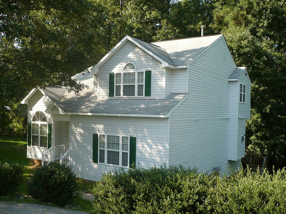 1st image of 11001 Royal Mews Ct