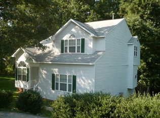 11001 Royal Mews Ct, Chester, VA 23831