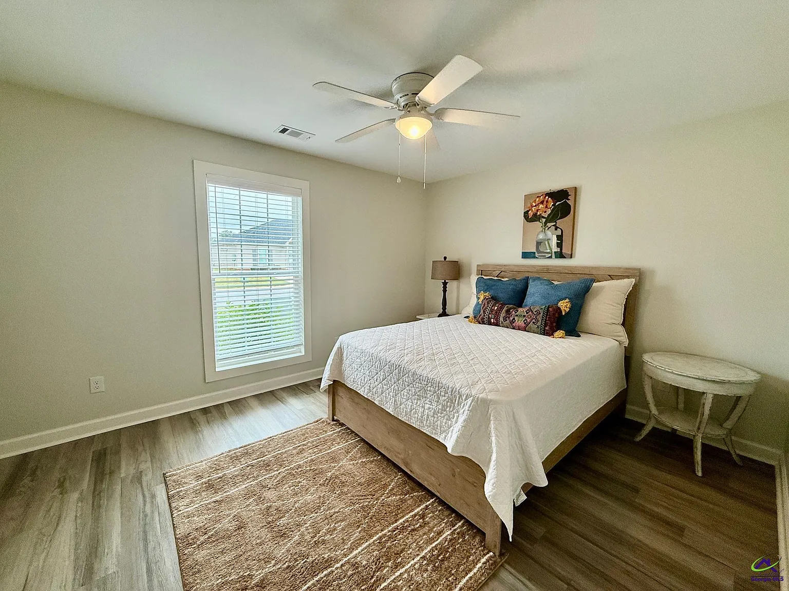 2 bed, 2.0 bath, 1320 sqft, $1,650 — Photo 3