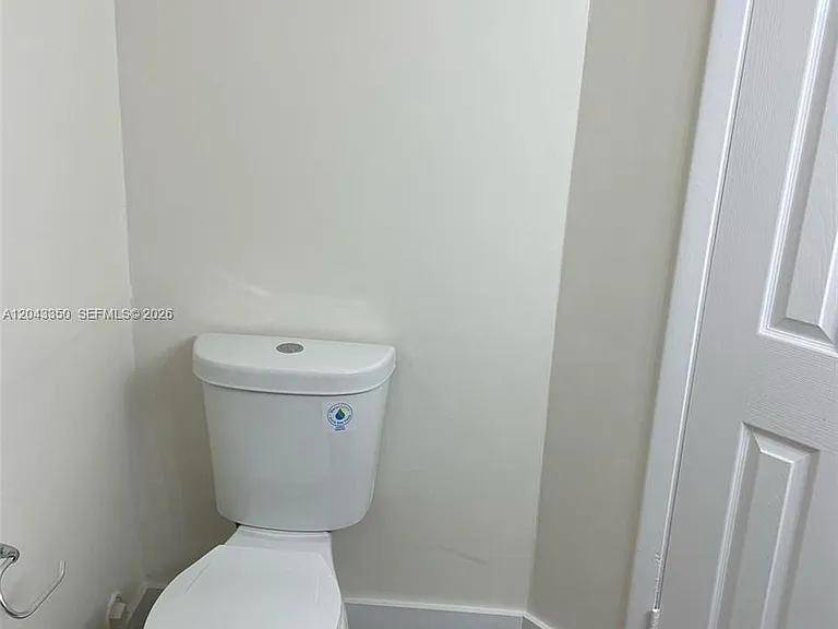 215 Lake Pointe Dr #109 — Photo 14