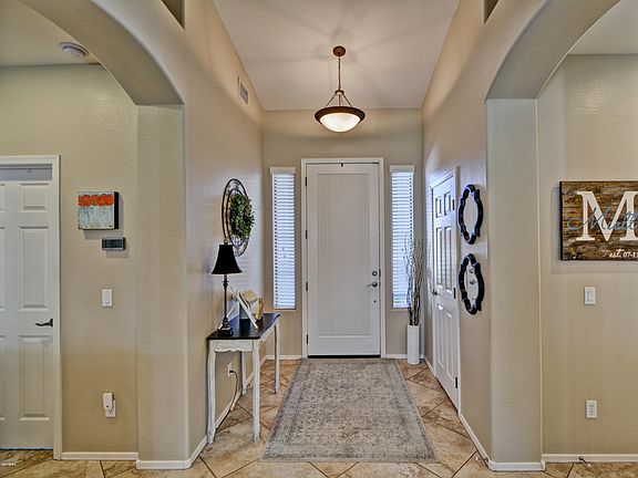 5th image of 15583 W Yucatan Dr