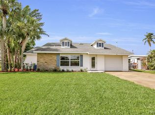 1884 Harbor Ln, Naples, FL 34104