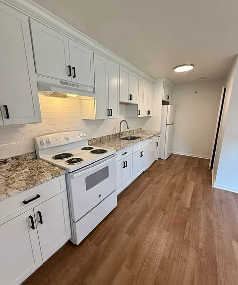 91 Green Manor Rd — Photo 6