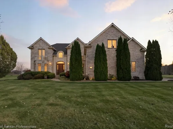 13065 White Oaks, Gaines, MI 48436