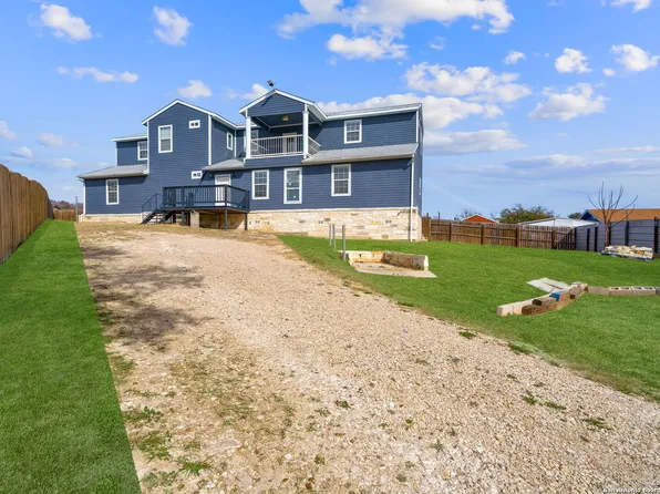 4507 Waterline Rd, San Antonio, TX 78112