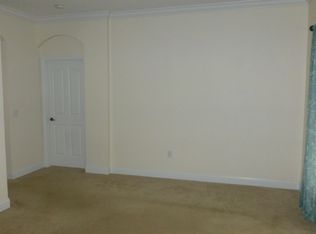 285 Shadydale Ct, Deltona, FL 32738