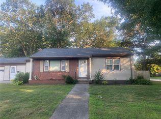 316 Manolla Ave, Warwick, RI 02888