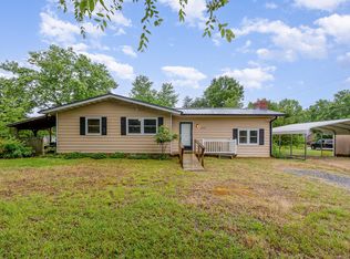 1012 Roxboro St, Haw River, NC 27258