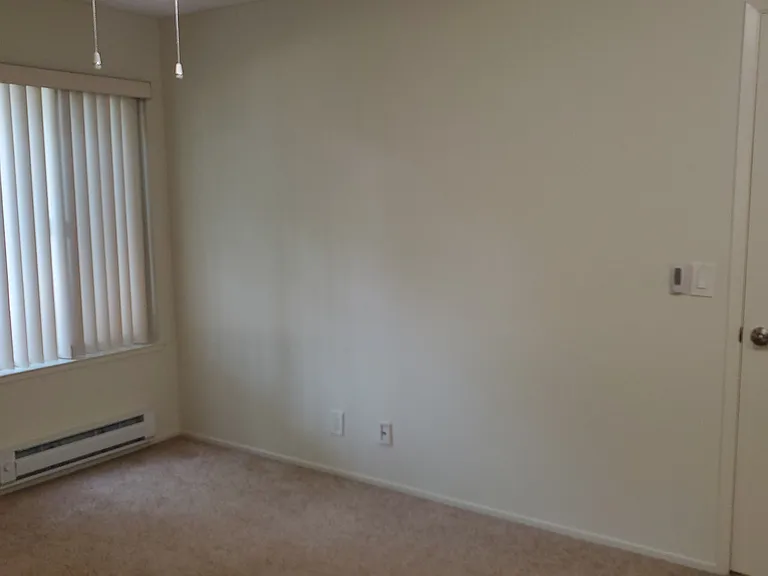 Live Oak Apartments — Photo 162
