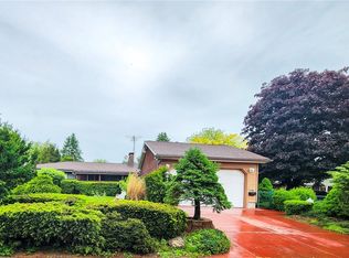 1309 Brightview Dr, East Liverpool, OH 43920