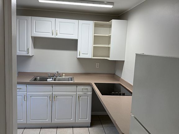 5th image of 7270 Seneca St #2