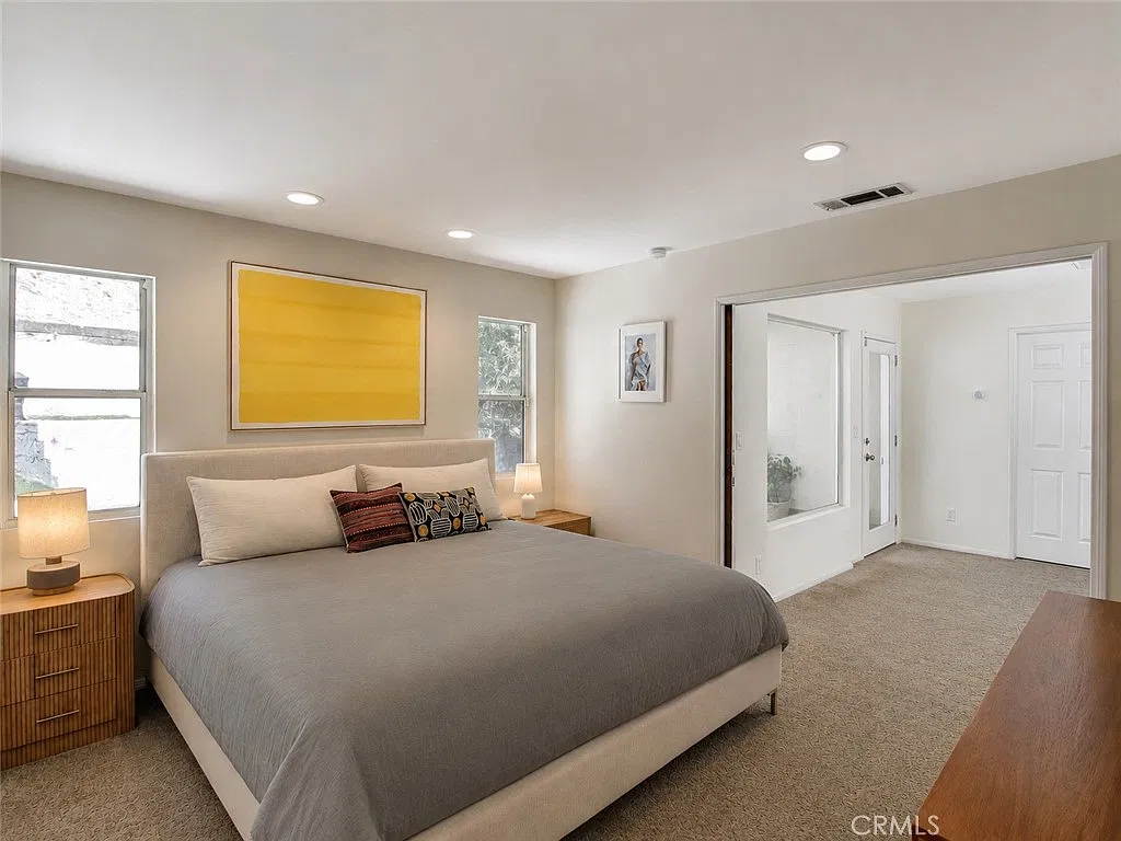 3 bed, 1820 sqft, $7,000 — Photo 4