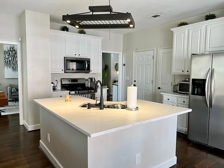 4553 Village Springs Pl — Photo 6