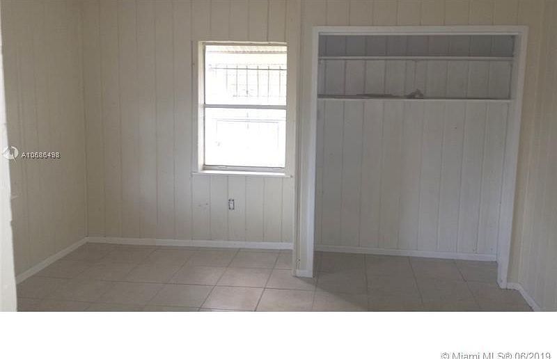 1st image of 204 NW 6th Ave