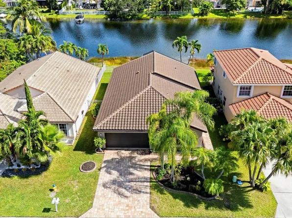 1941 NW 182nd Terrace, Pembroke Pines, FL 33029