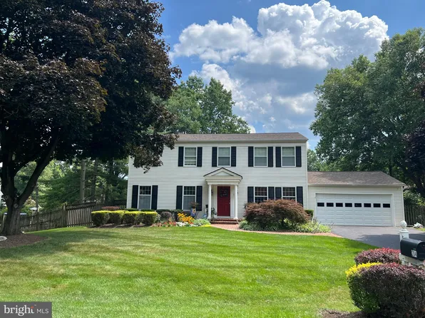 204 Pewter Ln, Silver Spring, MD 20905