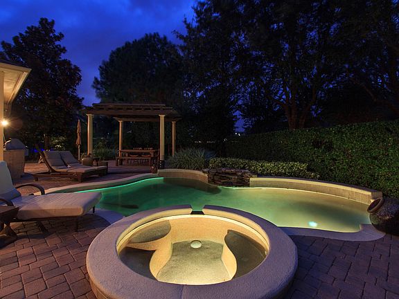5th image of 8454 Gunston Hall Ct