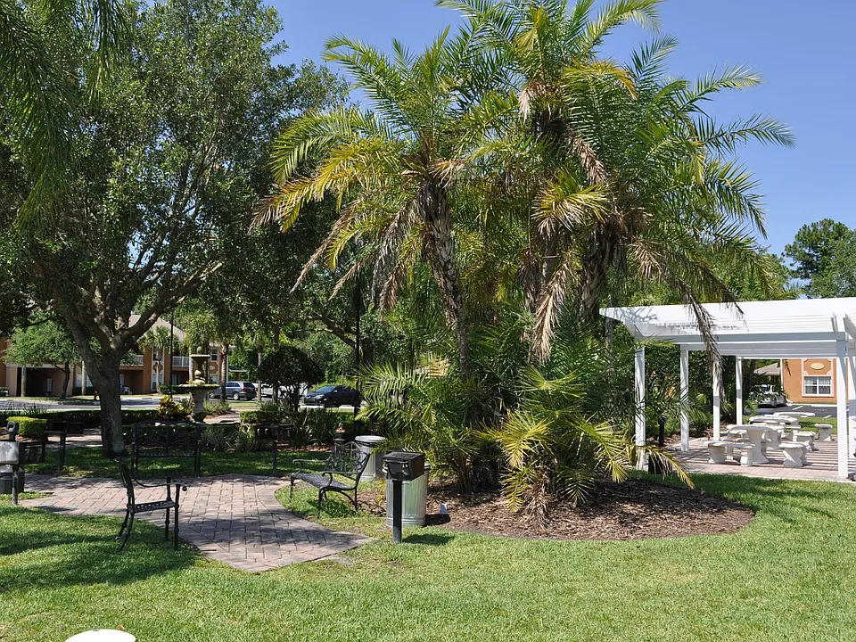 4600 E Moody Blvd #13N
