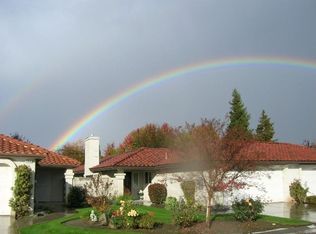 162 Crown Ln, Madera, CA