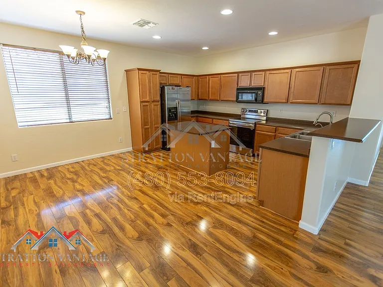 15272 W Jackson St — Photo 12
