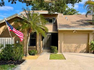 22420 Thousand Pines Ln, Boca Raton, FL 33428
