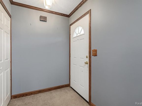 4th image of 1354 Leisure Dr
