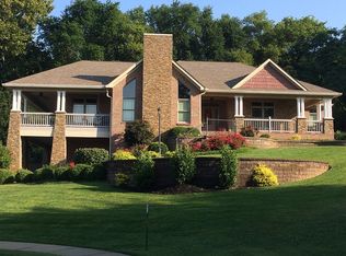 3109 Copper Creek Dr, Henderson, KY 42420