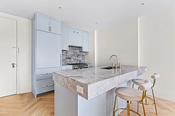 Rented by Compass | media 2