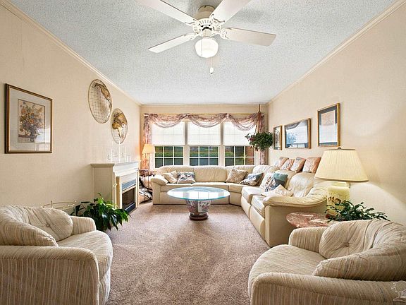 5th image of 4300 W Francisco Rd #9