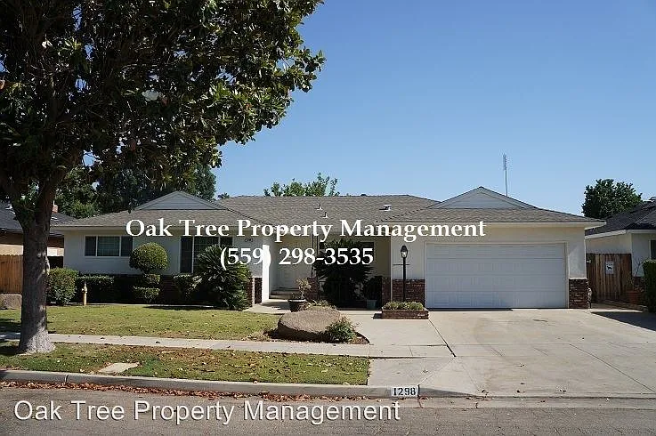 1298 E Ellery Ave photo 1