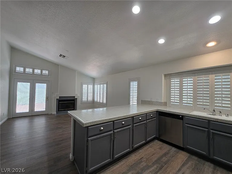 1909 Scenic Sunrise Dr — Photo 8