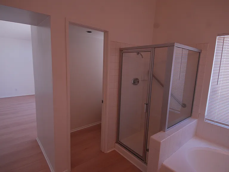 39440 Avignon Ln — Photo 20