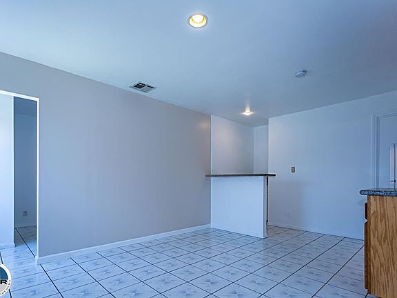 5th image of 12307 Chavers Ave #Jkmsskhqk