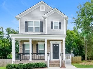 537 Lee St, Holly Springs, NC 27540