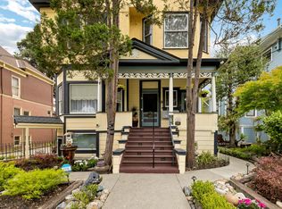 925 Chestnut St #B, Alameda, CA 94501