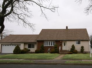 53 Burnside Pl, Wayne, NJ 07470