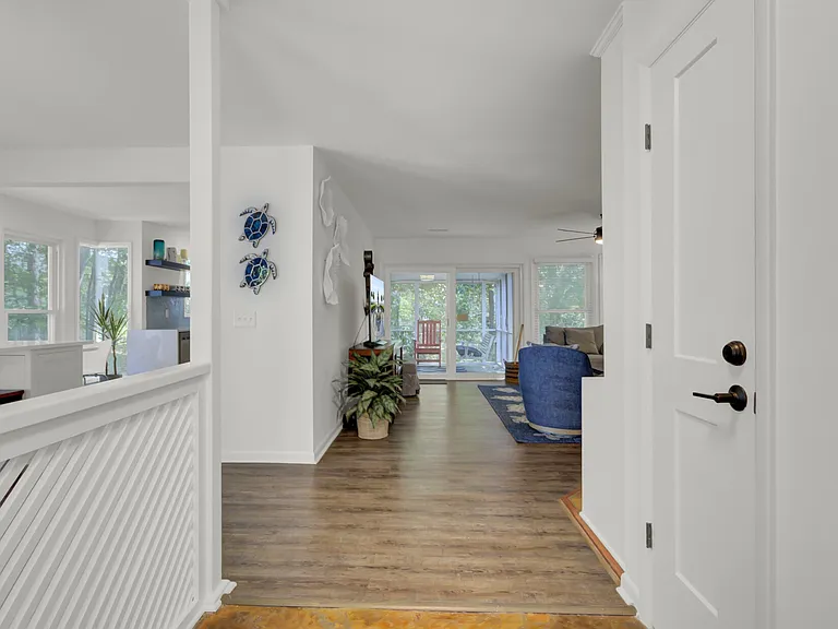5 Lake Village Ln — Photo 20
