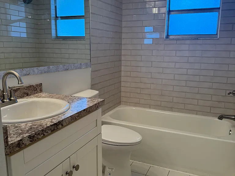 4956 Harbor Villa Ln #102 — Photo 7