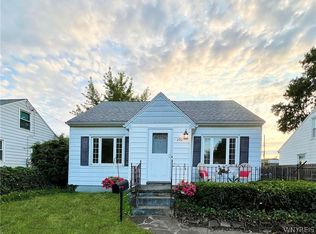 290 Merrymont Rd, Cheektowaga, NY 14225