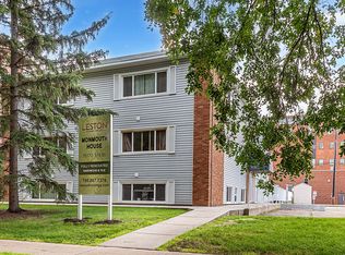 10172 119th St NW, Edmonton, AB T5K 1Y9