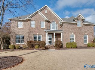 2745 Deford Mill Rd SE, Owens Cross Roads, AL 35763