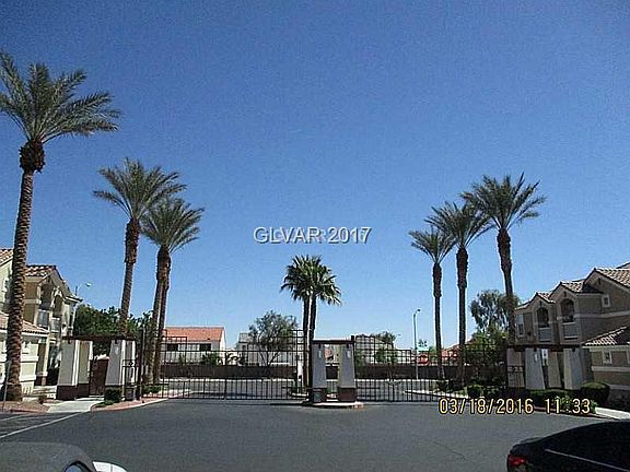 3rd image of 5855 Valley Dr Unit 1073