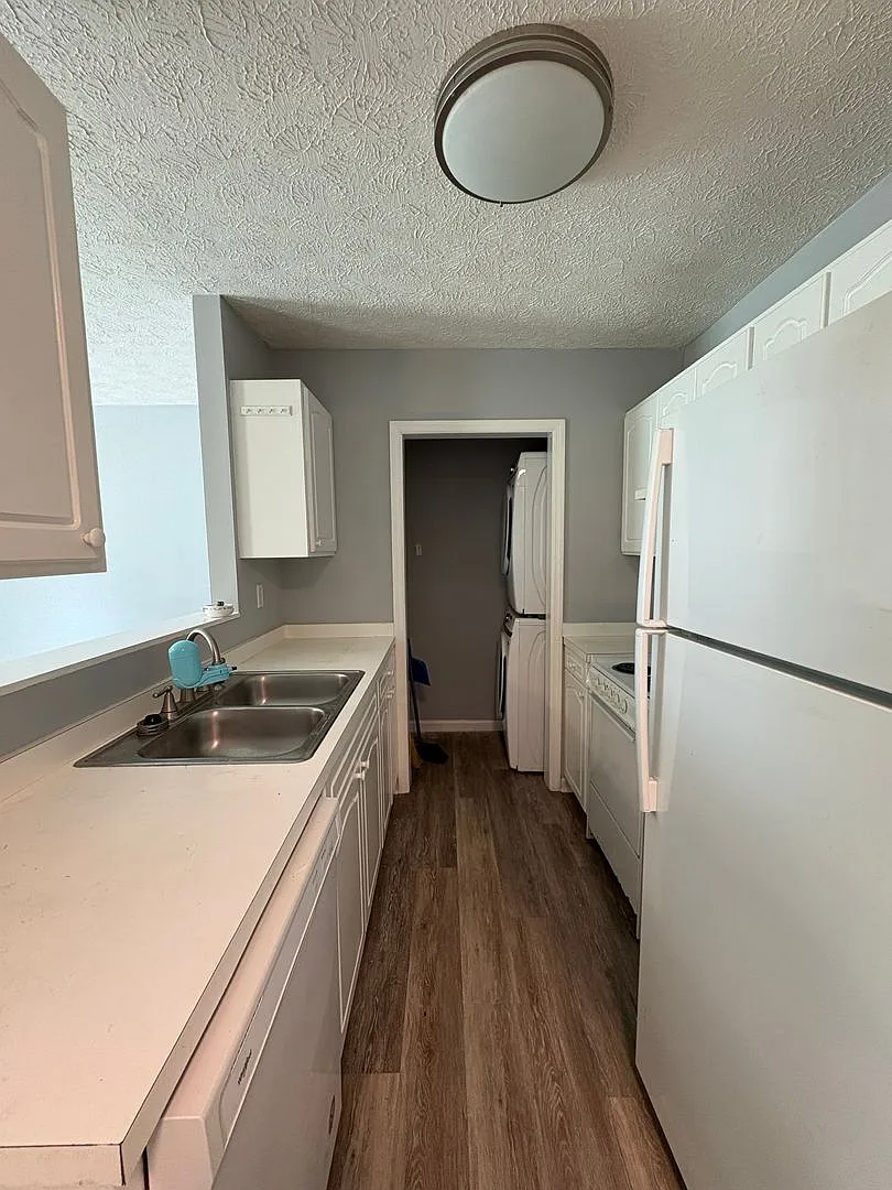 4504 Old Cherry Point Road — Photo 4