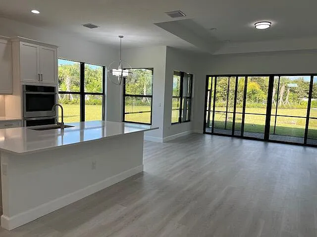 9741 Spruce Woods Dr — Photo 12
