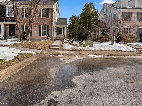 3rd image of 8412 Burchap Dr