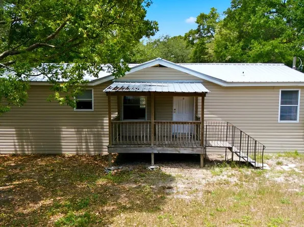 27 Chehaw St, Panacea, FL 32346