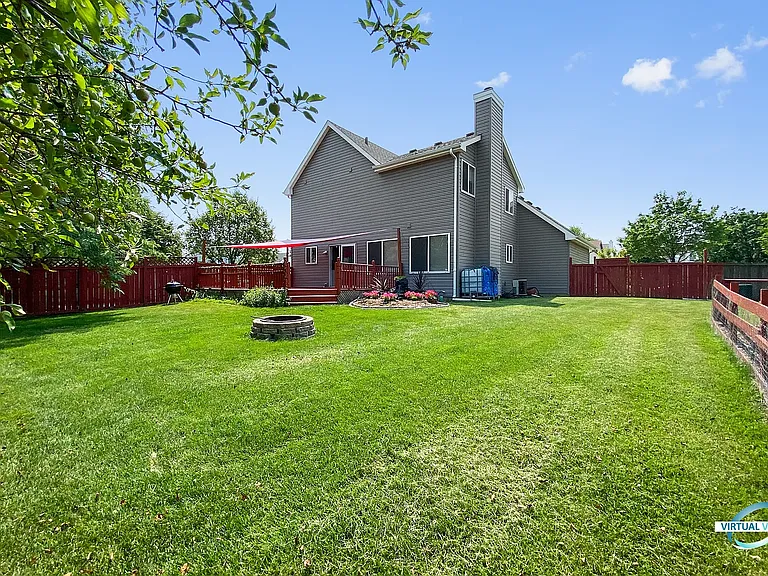 3270 Hopewell Dr — Photo 4